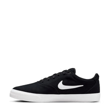 Cargar imagen en el visor de la galería, NIKE WMNS COURT ROYALE 2 NN BLACK/WHITE